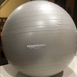 Balance ball whit foot pump